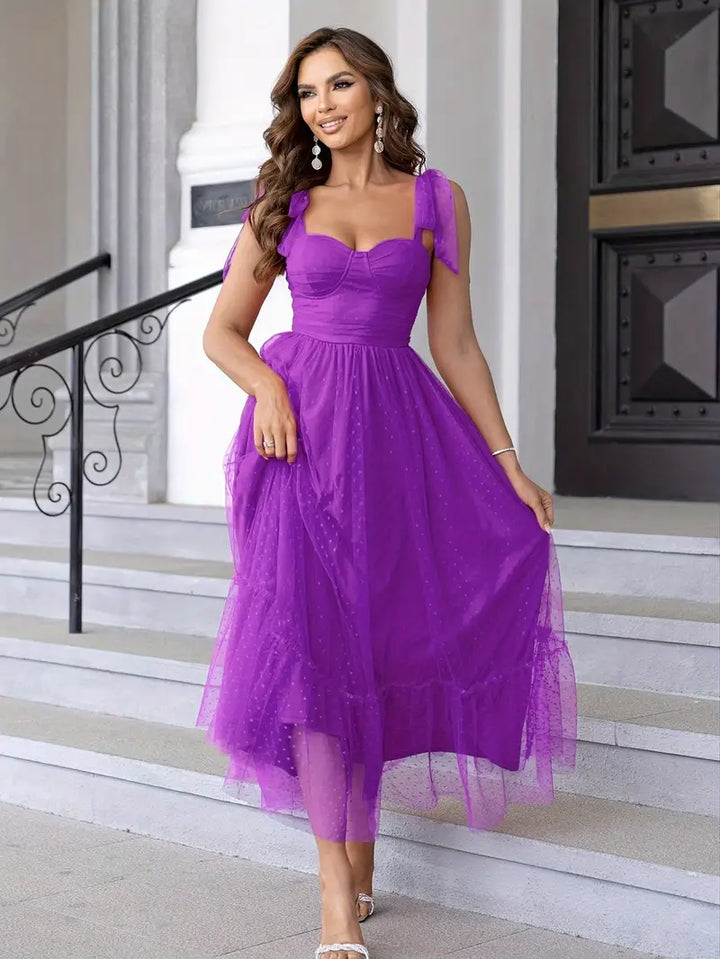Carmen - Elegancka Sukienka z Siatki