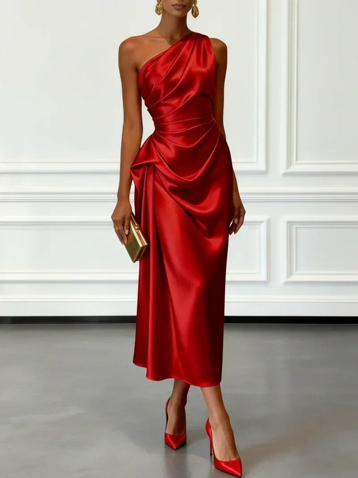 Caille - Satynowa Sukienka Midi z Ramiączkiem na Jedno Ramię w Kolorze Szampana