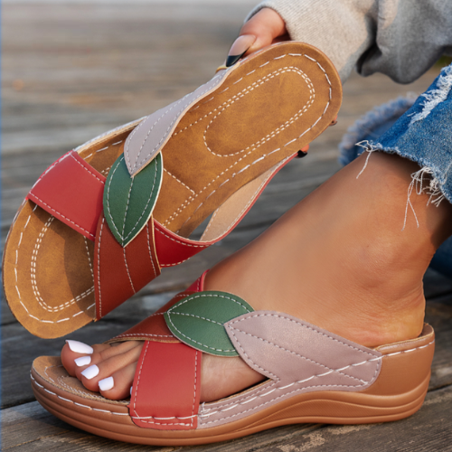 Solveig™ – Klapki Slip-On