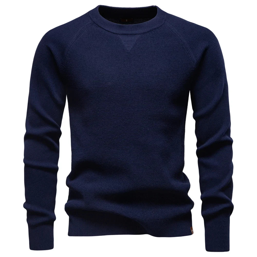 Męski sweter dzianinowy z okrągłym dekoltem i rękawami raglanowymi | Welana Warszawa