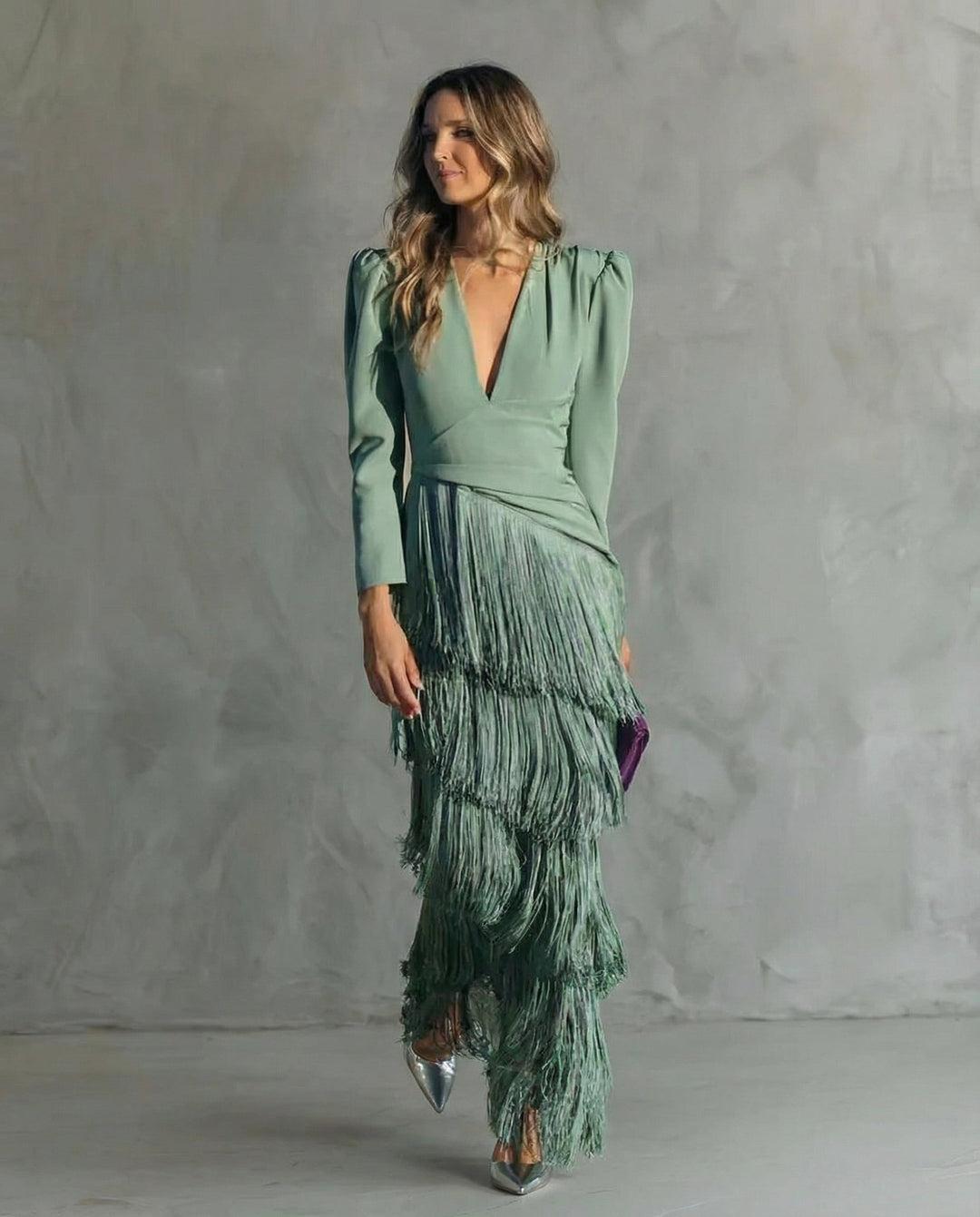 Clara | Elegancka sukienka z frędzlami