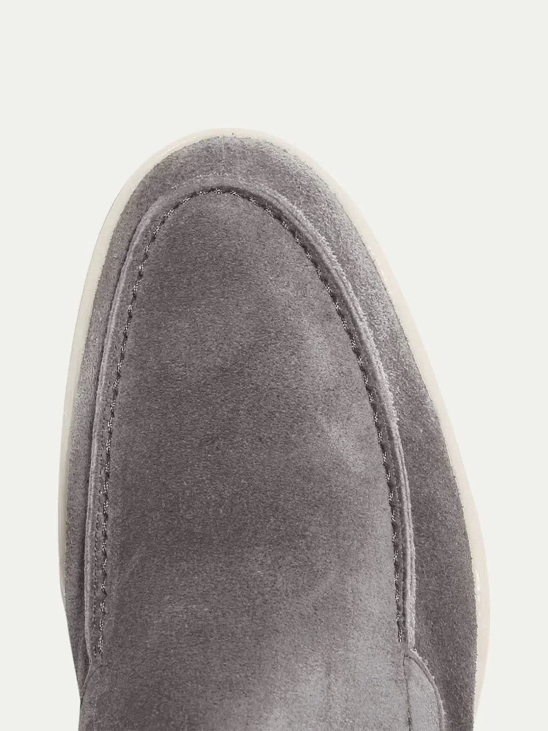 Klasyczne zamszowe loafersy Szare