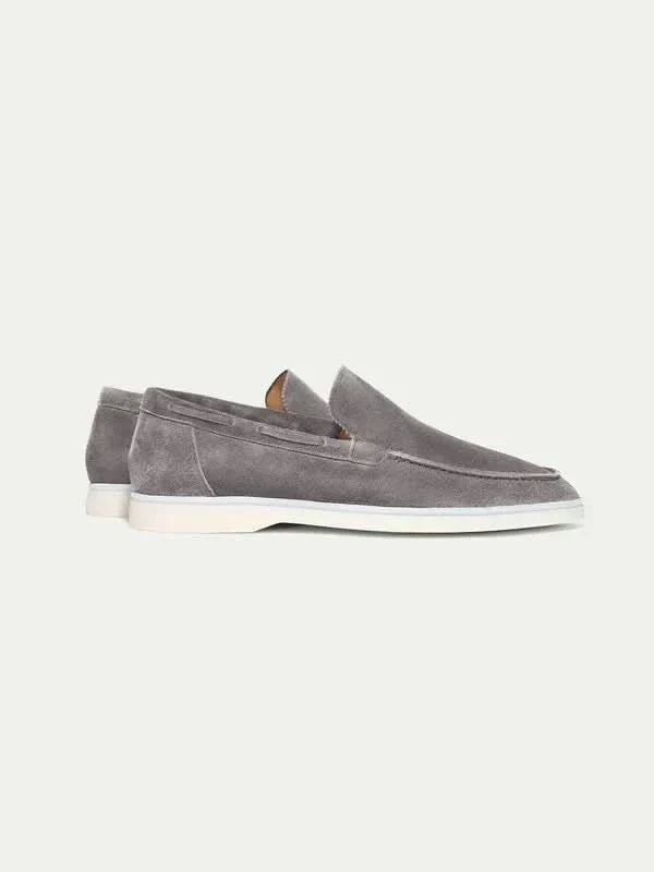 Klasyczne zamszowe loafersy Szare